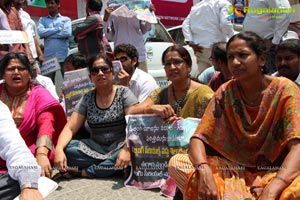 Telugu TV Artists Protest at Maa TV