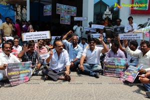 Telugu TV Artists Protest at Maa TV