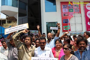 Telugu TV Artists Protest at Maa TV