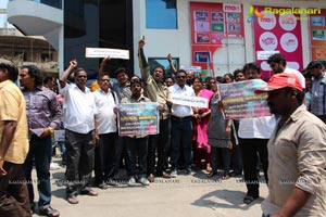 Telugu TV Artists Protest at Maa TV