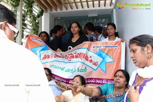 Telugu TV Artists Protest at Maa TV