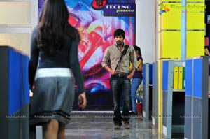 Chammak Challo Movie Stills