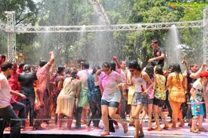 Bisket Entertainments 2013 Holi Bash