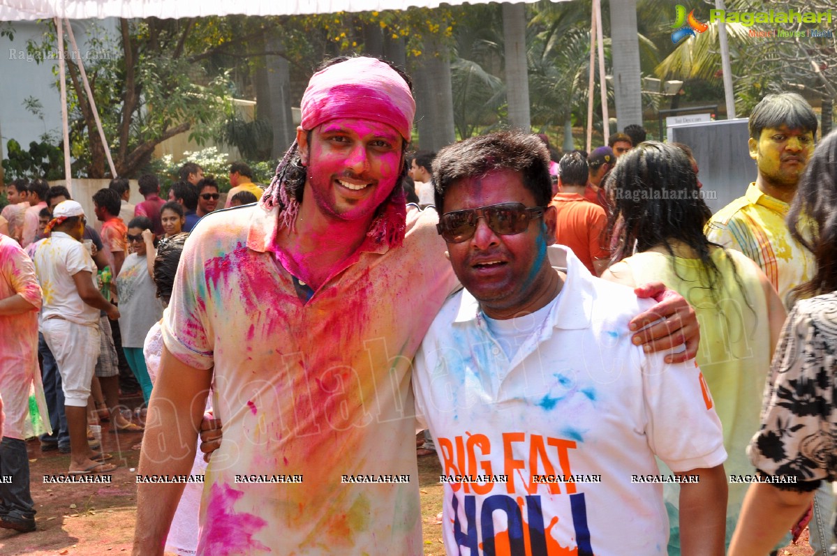 Big Fat Holi Bash 2013 - by Bisket & AA