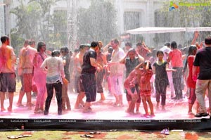 Bisket Entertainments 2013 Holi Bash