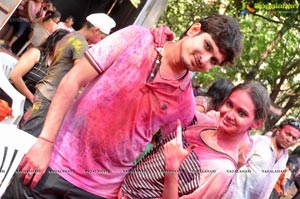 Bisket Entertainments 2013 Holi Bash