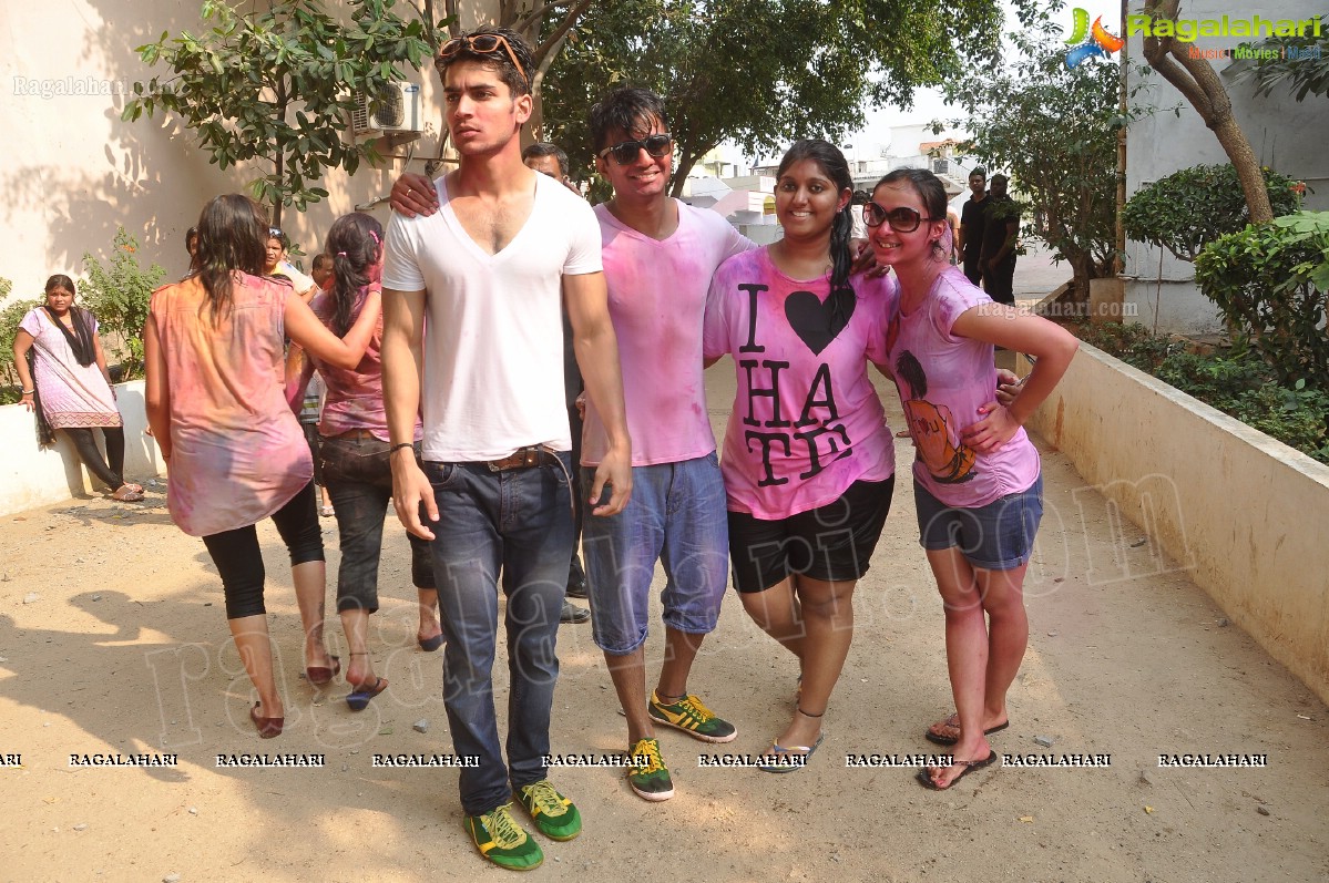 Big Fat Holi Bash 2013 - by Bisket & AA