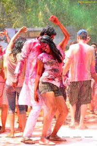 Bisket Entertainments 2013 Holi Bash