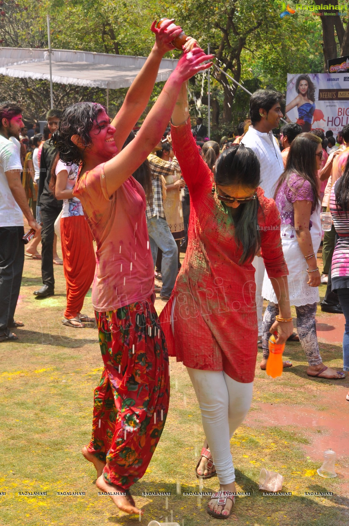 Big Fat Holi Bash 2013 - by Bisket & AA