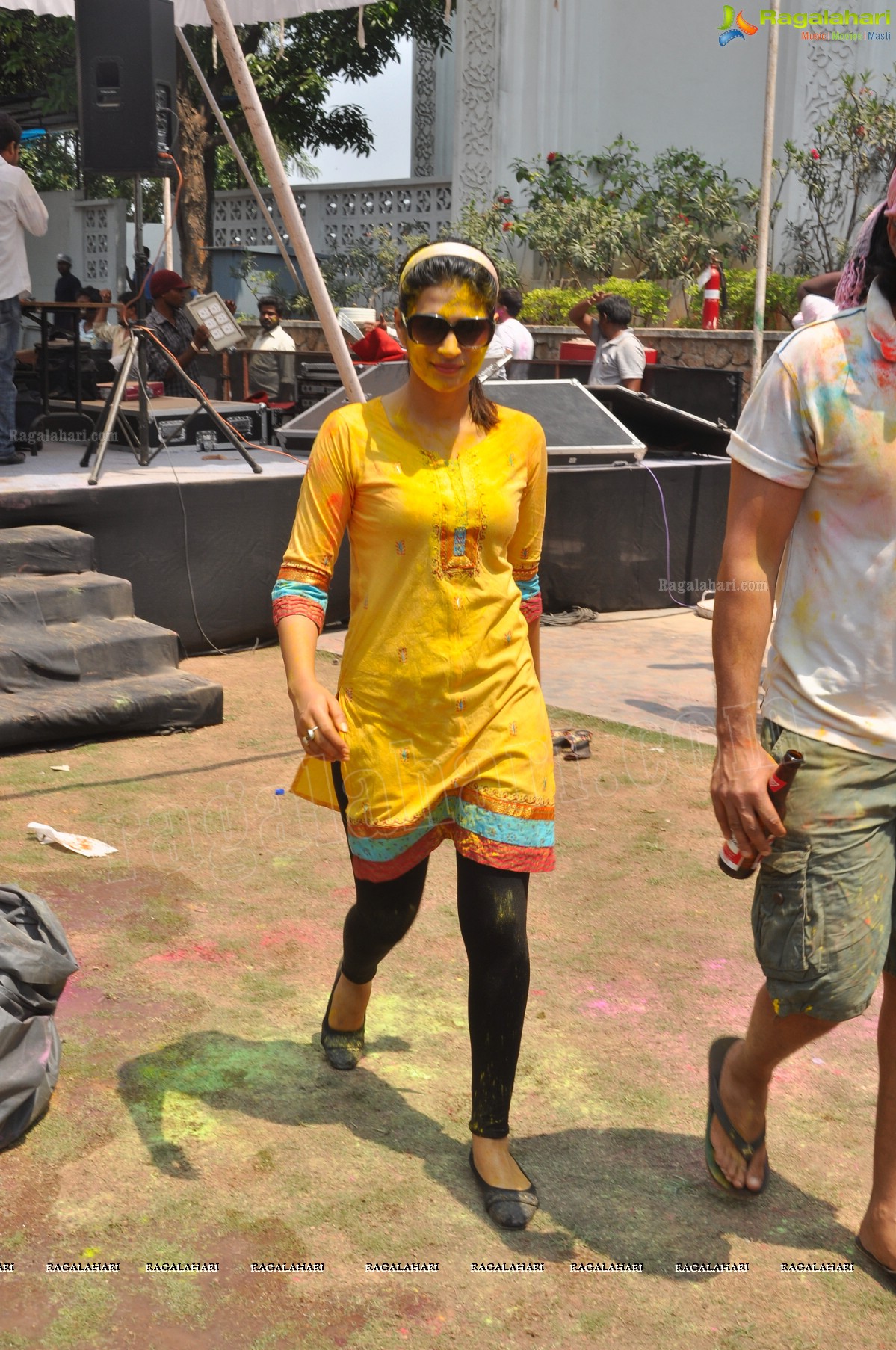 Big Fat Holi Bash 2013 - by Bisket & AA