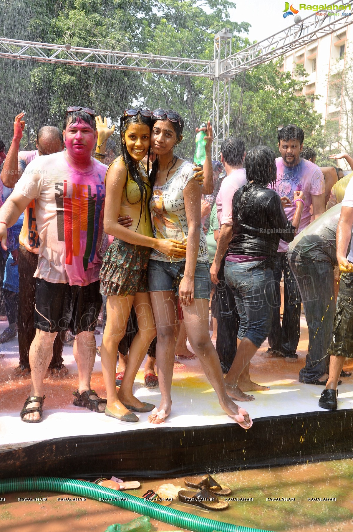 Big Fat Holi Bash 2013 - by Bisket & AA