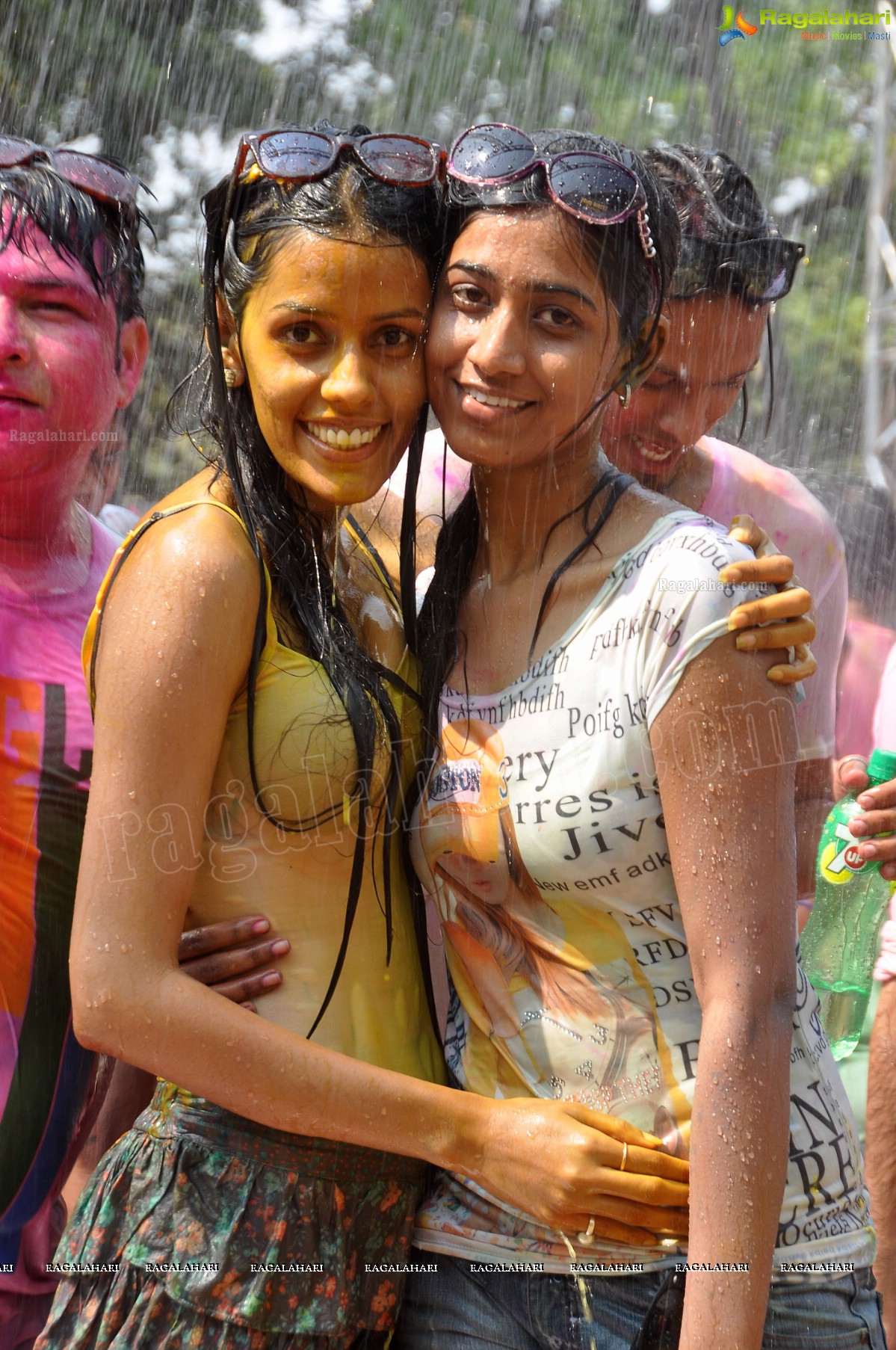 Big Fat Holi Bash 2013 - by Bisket & AA