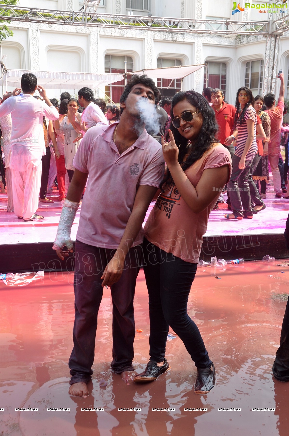 Big Fat Holi Bash 2013 - by Bisket & AA