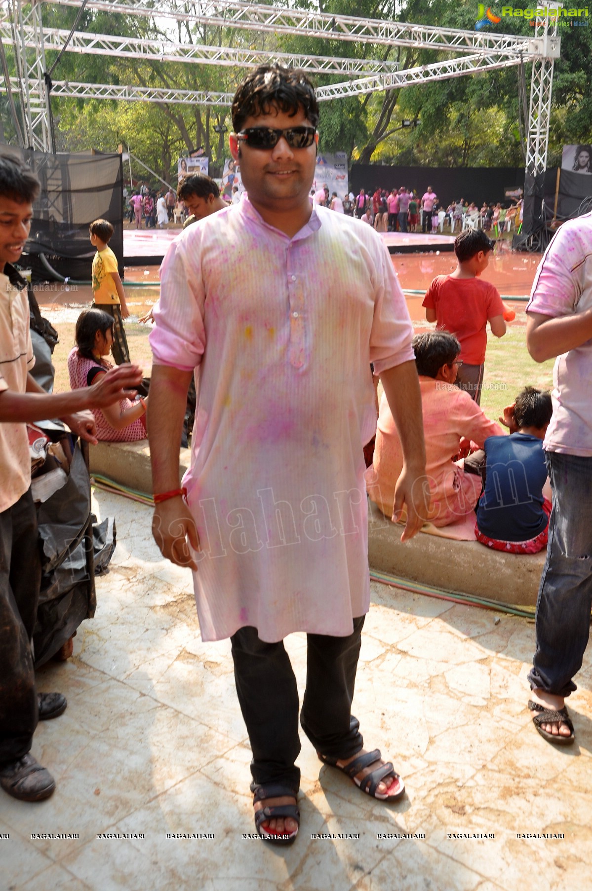 Big Fat Holi Bash 2013 - by Bisket & AA