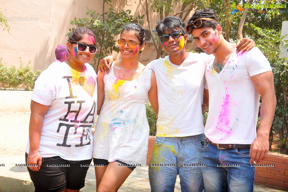 Big Fat Holi Bash 2013 - by Bisket & AA