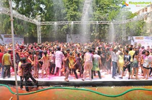 Bisket Entertainments 2013 Holi Bash