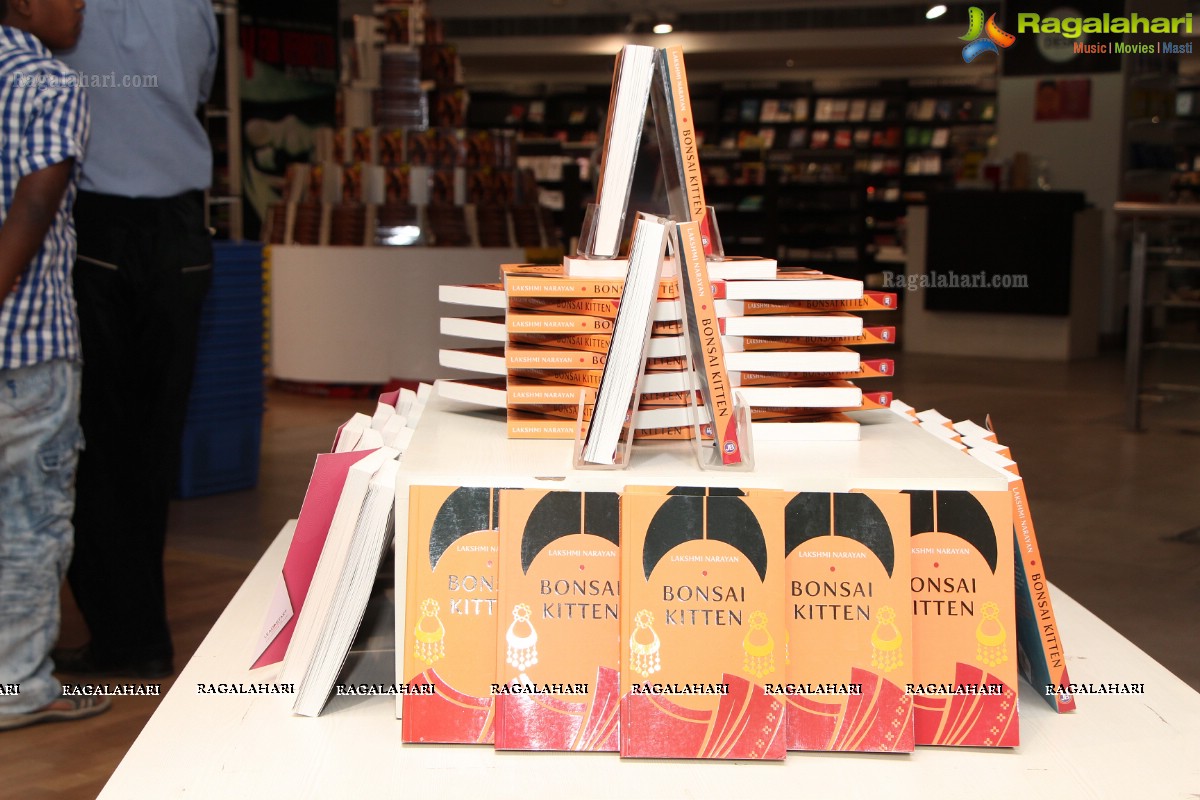 Amala and Suma launches 'Bonsai Kitten' Book at Landmark, Hyderabad