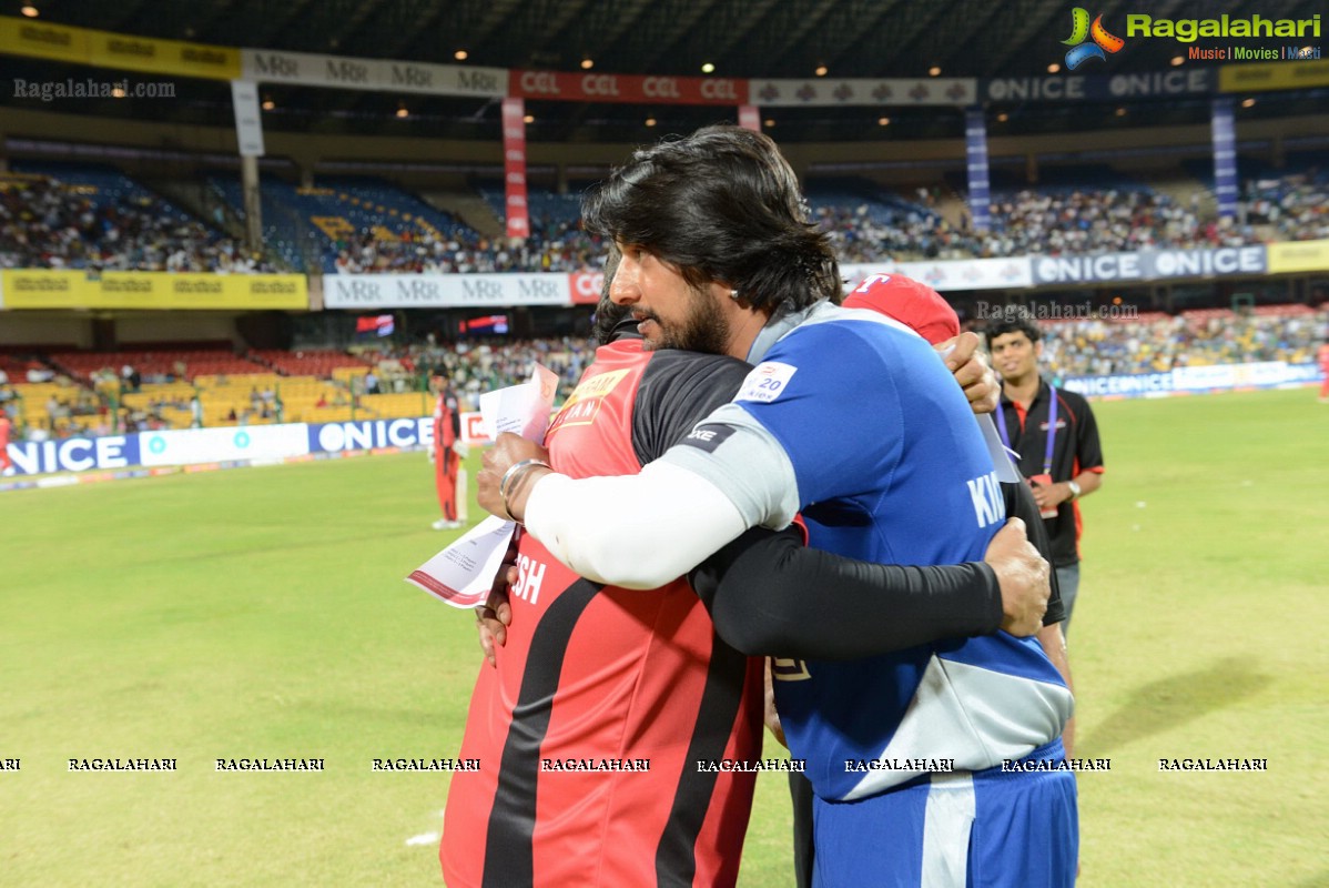 CCL 3 Finals: Telugu Warriors Vs Karnataka Bulldozers