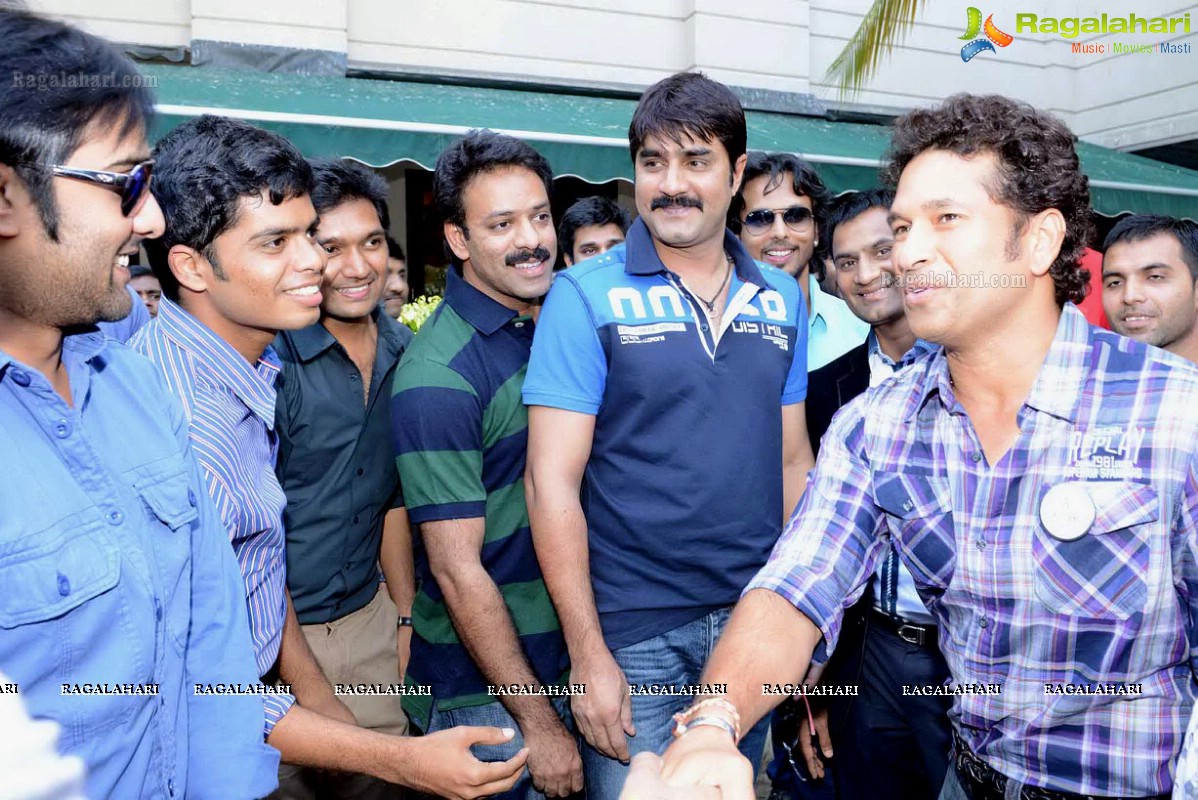 CCL 3 Telugu Warriors Team with Sachin Tendulkar