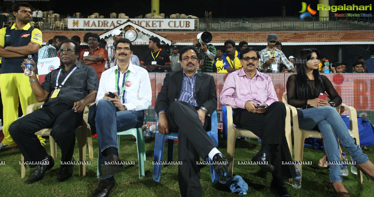 CCL 3: Chennai Rhinos vs Bengal Tigers Match