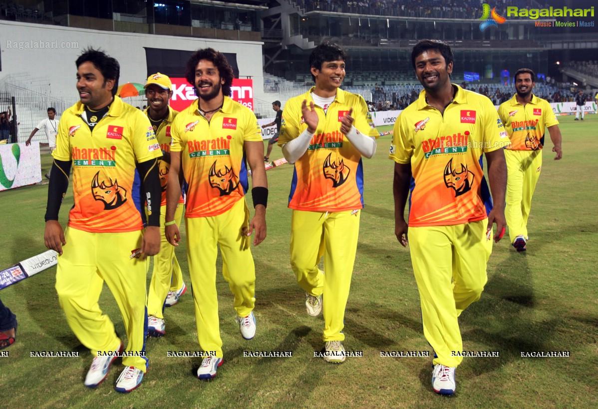 CCL 3: Chennai Rhinos vs Bengal Tigers Match