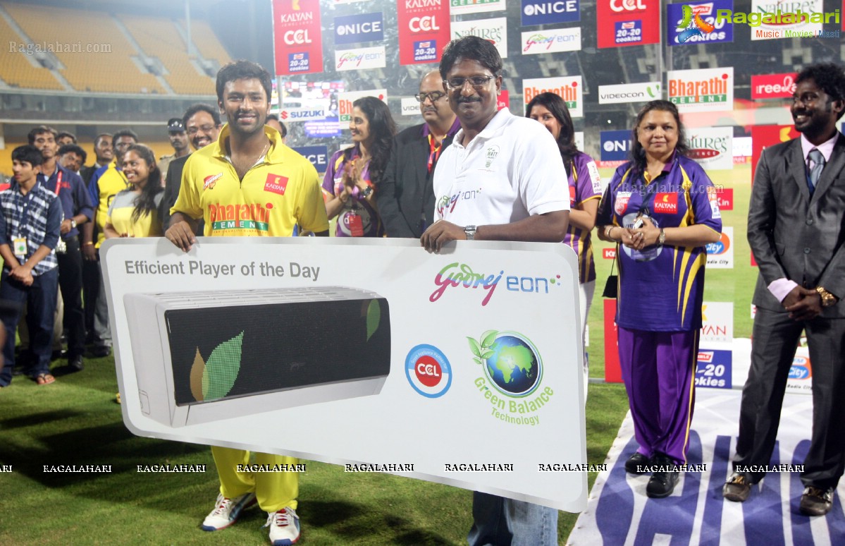 CCL 3: Chennai Rhinos vs Bengal Tigers Match