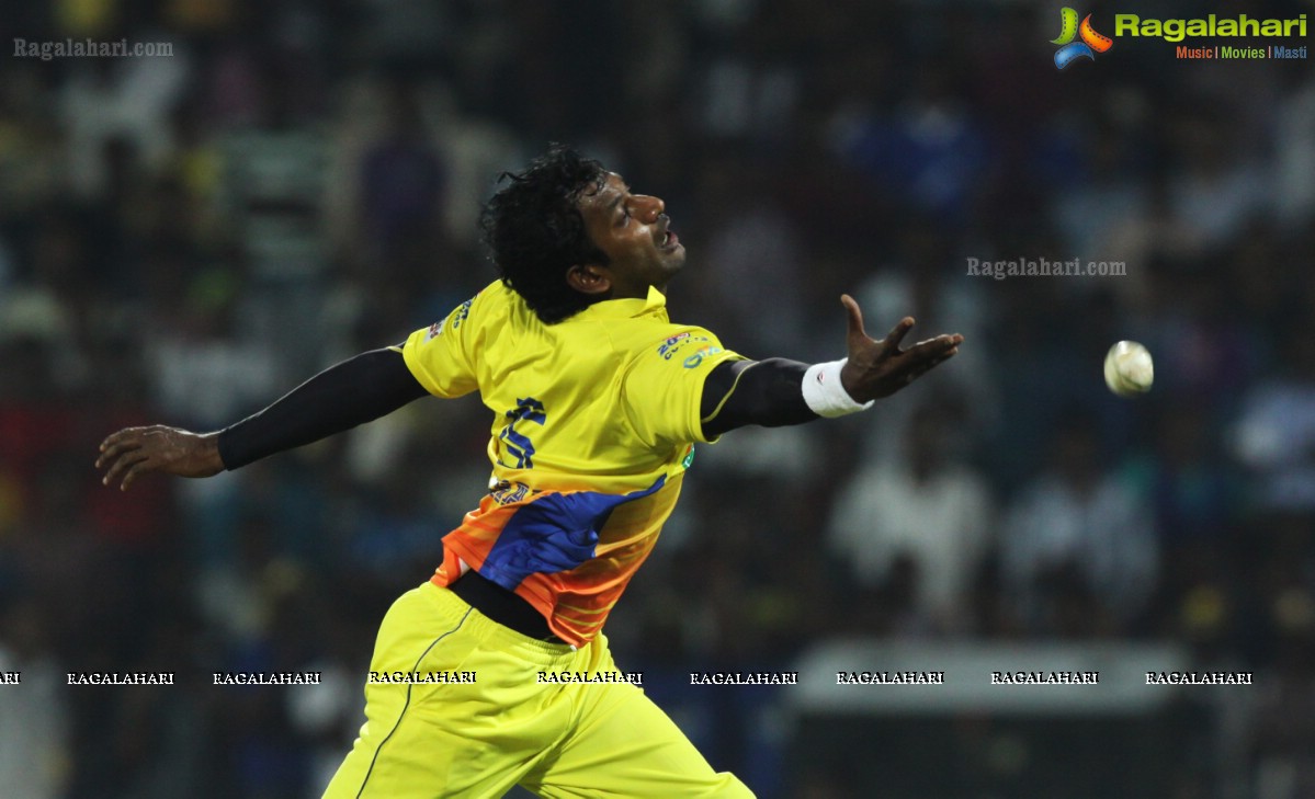 CCL 3: Chennai Rhinos vs Bengal Tigers Match