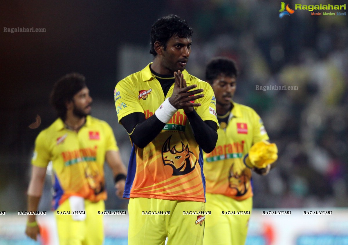 CCL 3: Chennai Rhinos vs Bengal Tigers Match