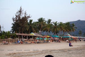 Goa Beach People Photos