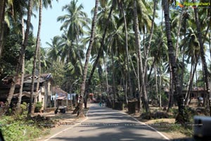 Goa Beach People Photos