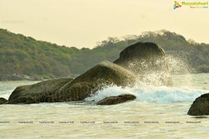 Goa Beach People Photos