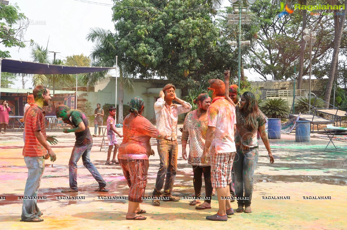 Holi Hai 2013 - Retro Events Holi 2013 Celebrations at Classic Gardens, Hyderabad