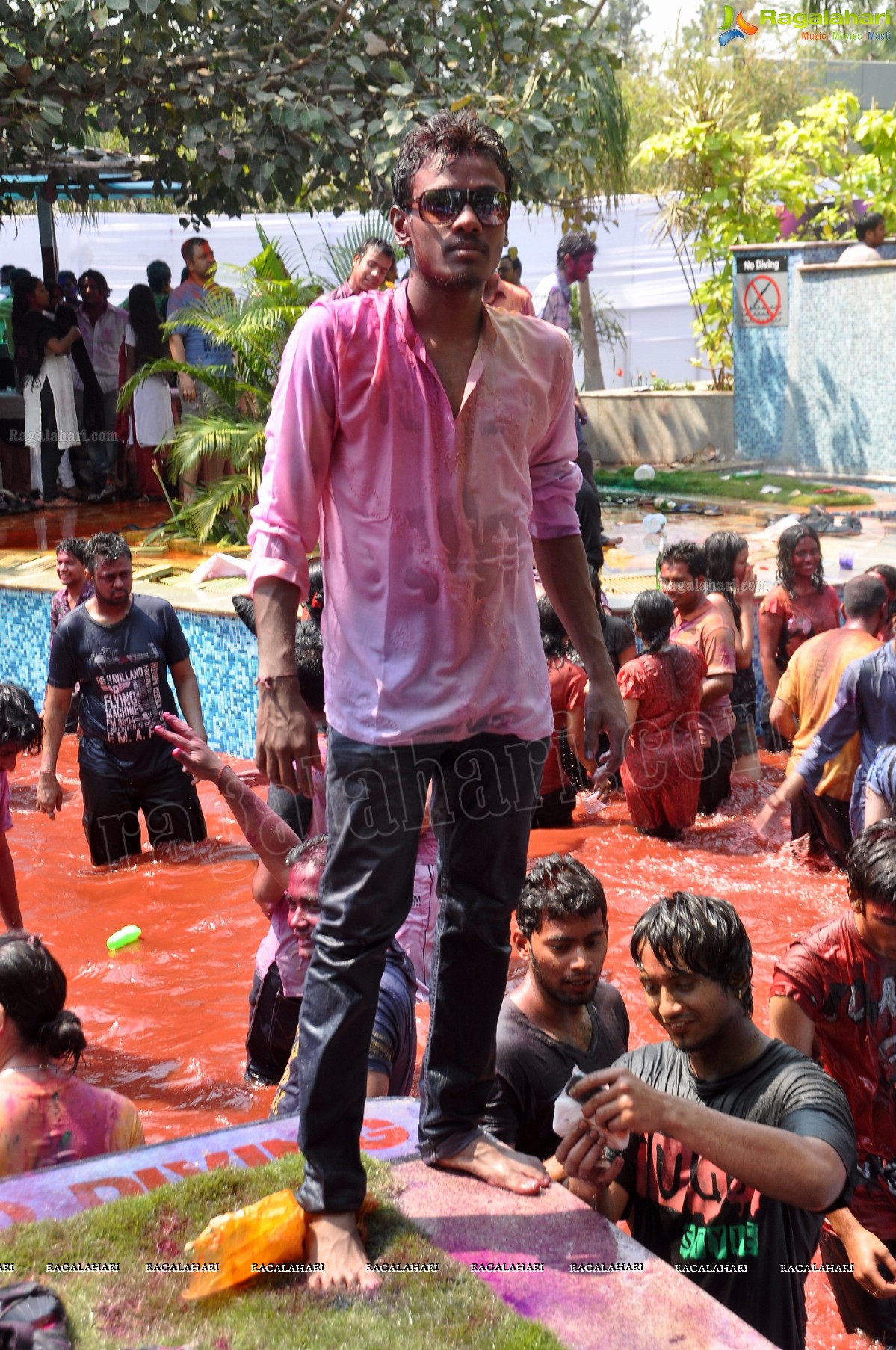 Holi 2013 Celebrations by Chocolate Boy at Fortune Select Manohar, Hyderabad