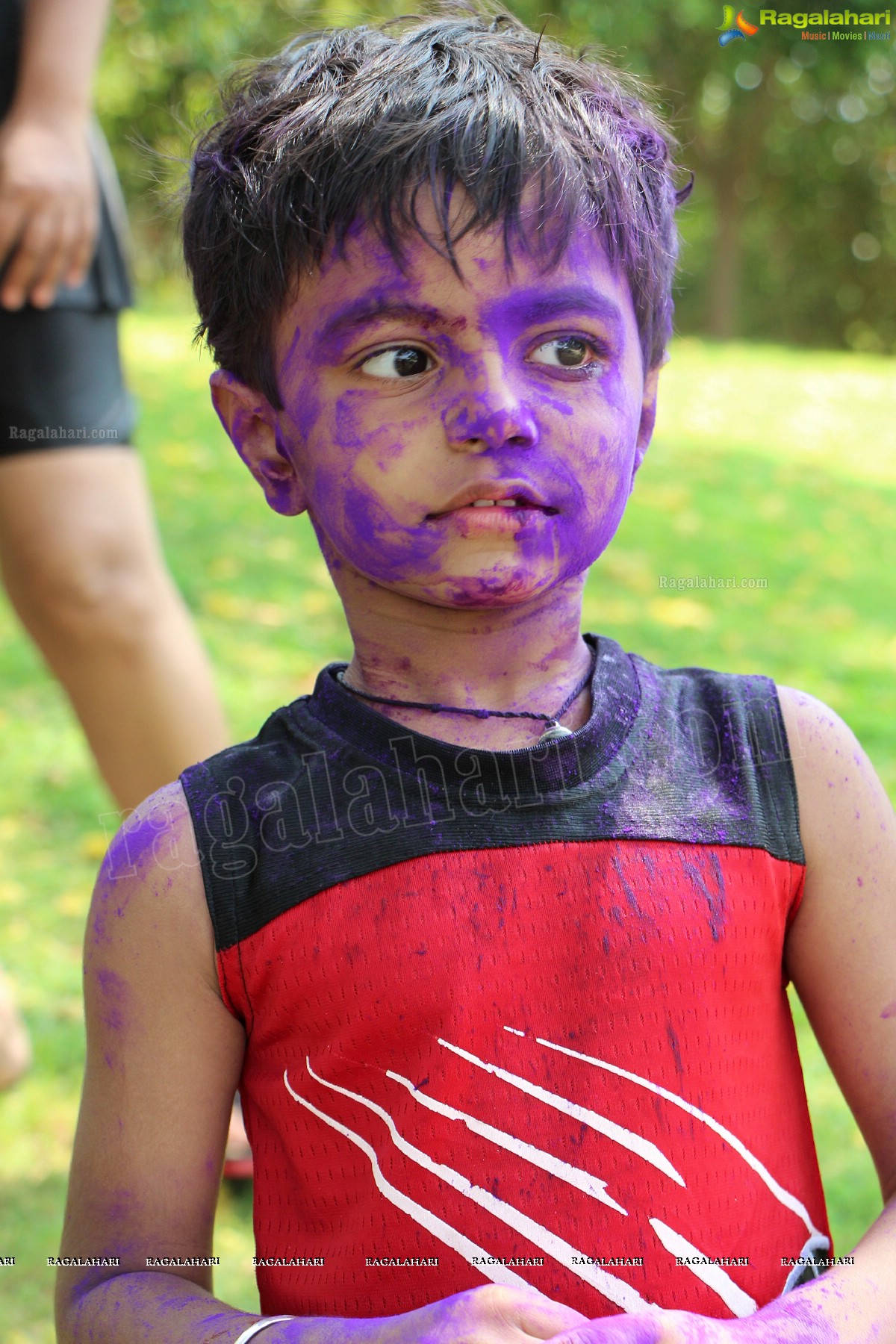 Holi 2013 Celebrations at Golkonda Resorts, Hyderabad