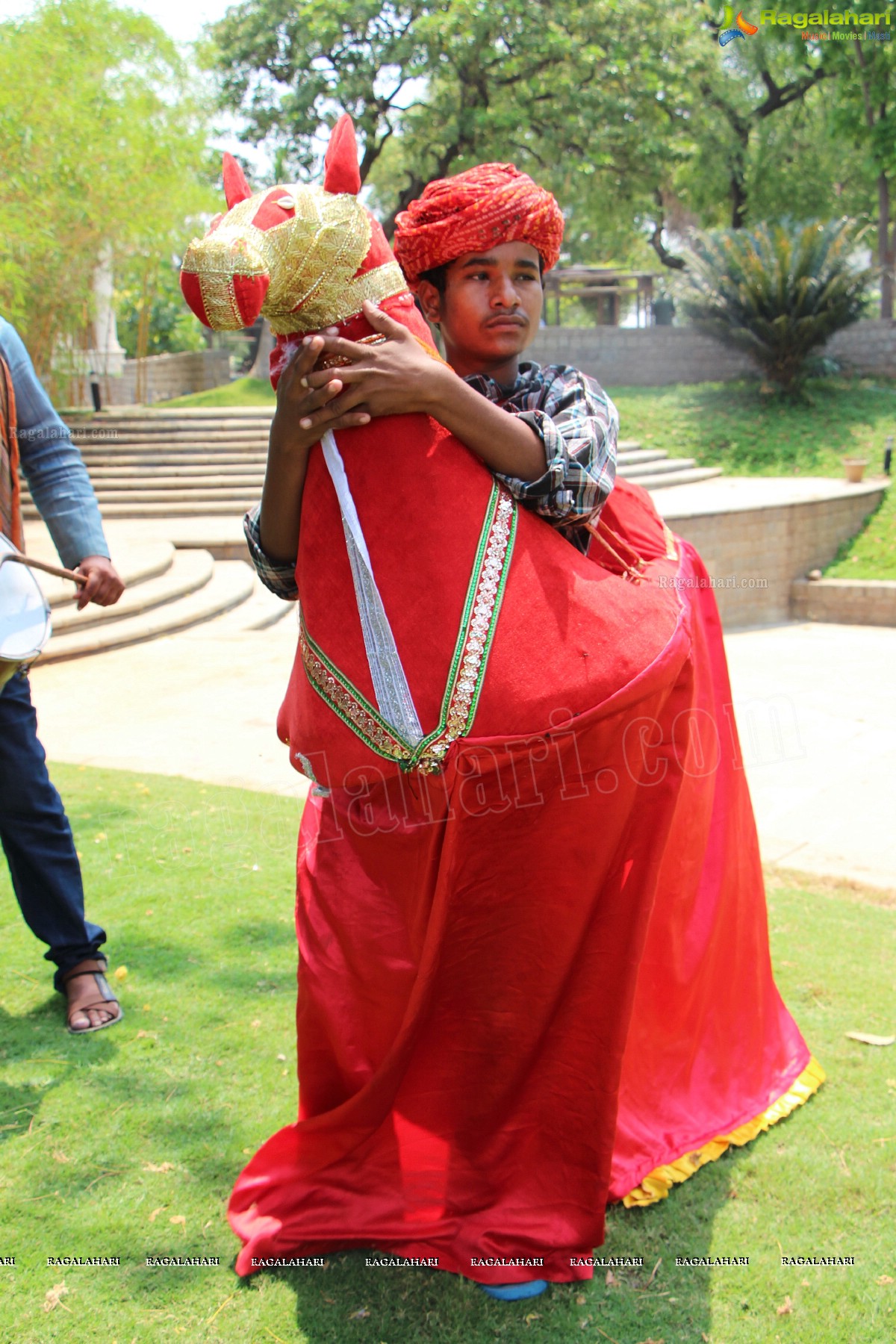 Holi 2013 Celebrations at Golkonda Resorts, Hyderabad