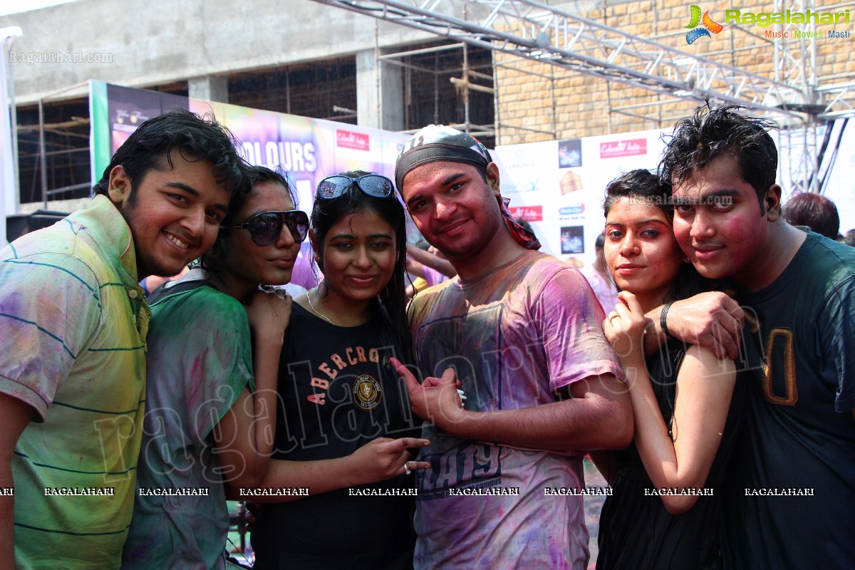 Holi 2013 Celebrations at Golkonda Resorts, Hyderabad