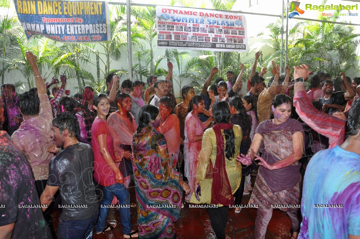 Rangeela Re - Punjabi Seva Samithi Youth Wing Holi 2013 Celebrations, Hyderabad