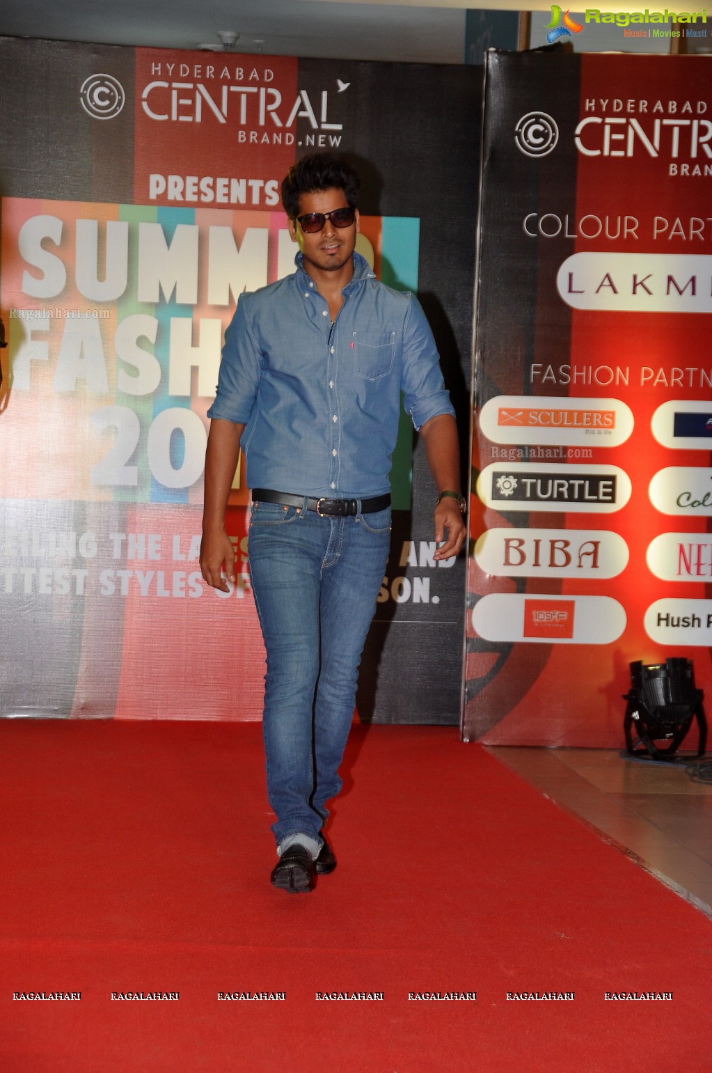 Trendy Fashion Show and Summer Collection 2013 at Hyderabad Central