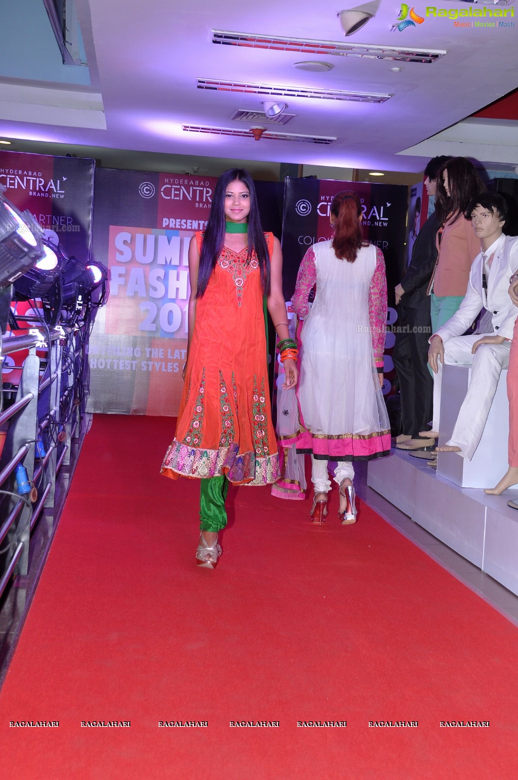 Trendy Fashion Show and Summer Collection 2013 at Hyderabad Central