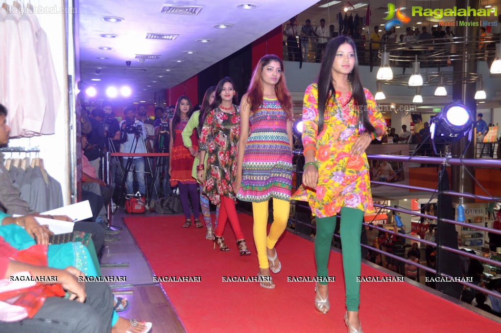 Trendy Fashion Show and Summer Collection 2013 at Hyderabad Central