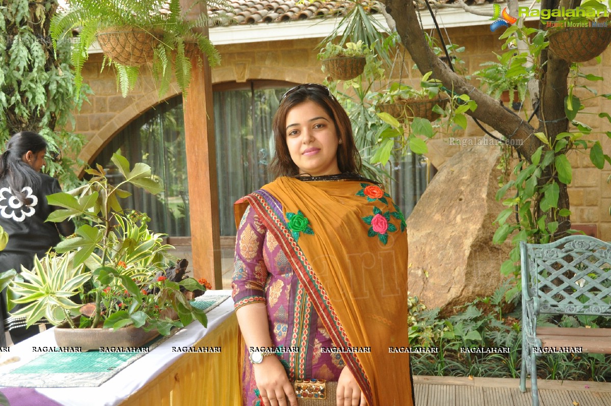 Mini lkebana Exhibition with Dry-Fresh Flowers and Foliage, Hyderabad