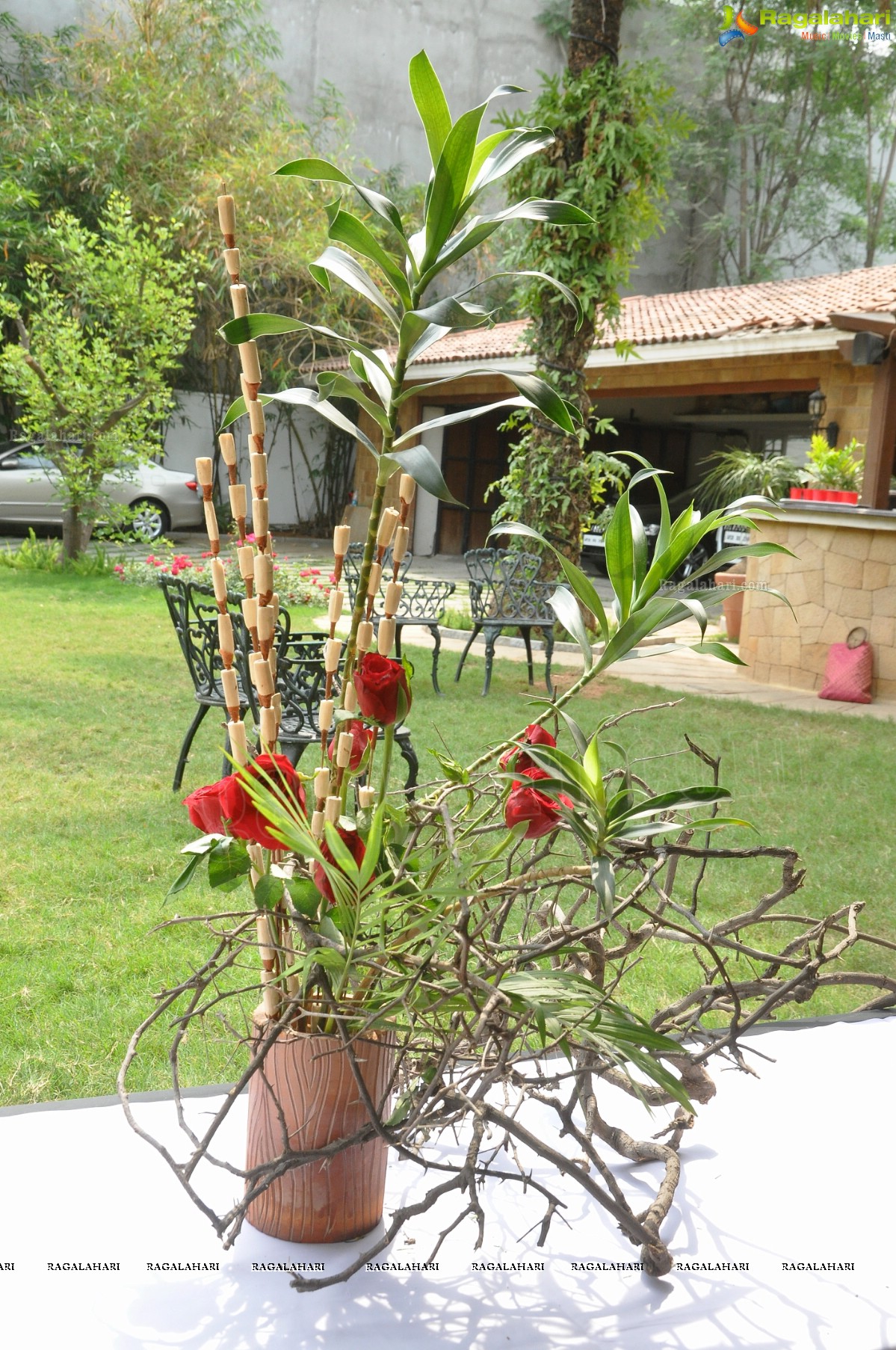 Mini lkebana Exhibition with Dry-Fresh Flowers and Foliage, Hyderabad