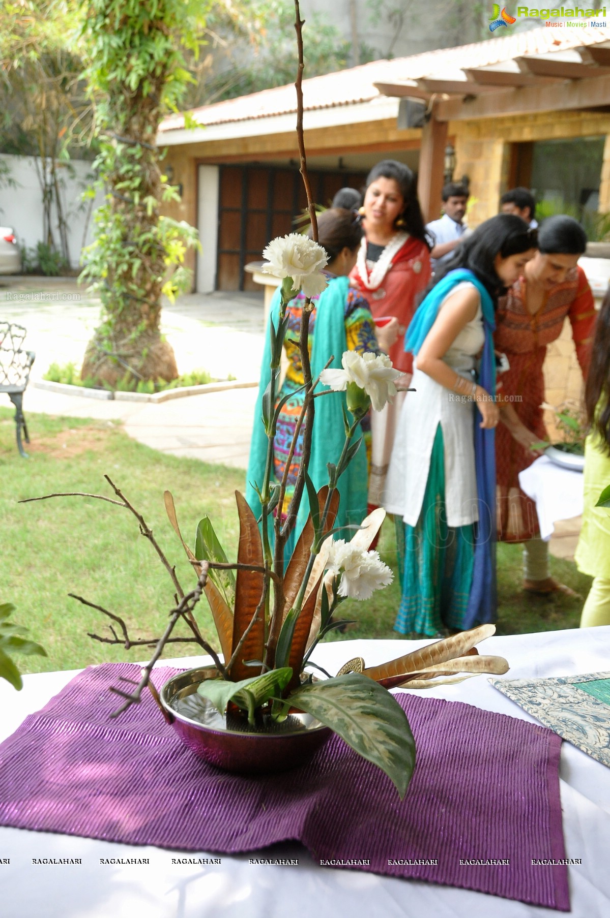 Mini lkebana Exhibition with Dry-Fresh Flowers and Foliage, Hyderabad