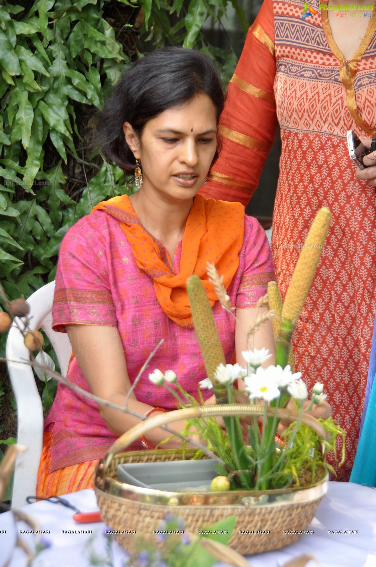 Mini lkebana Exhibition with Dry-Fresh Flowers and Foliage, Hyderabad