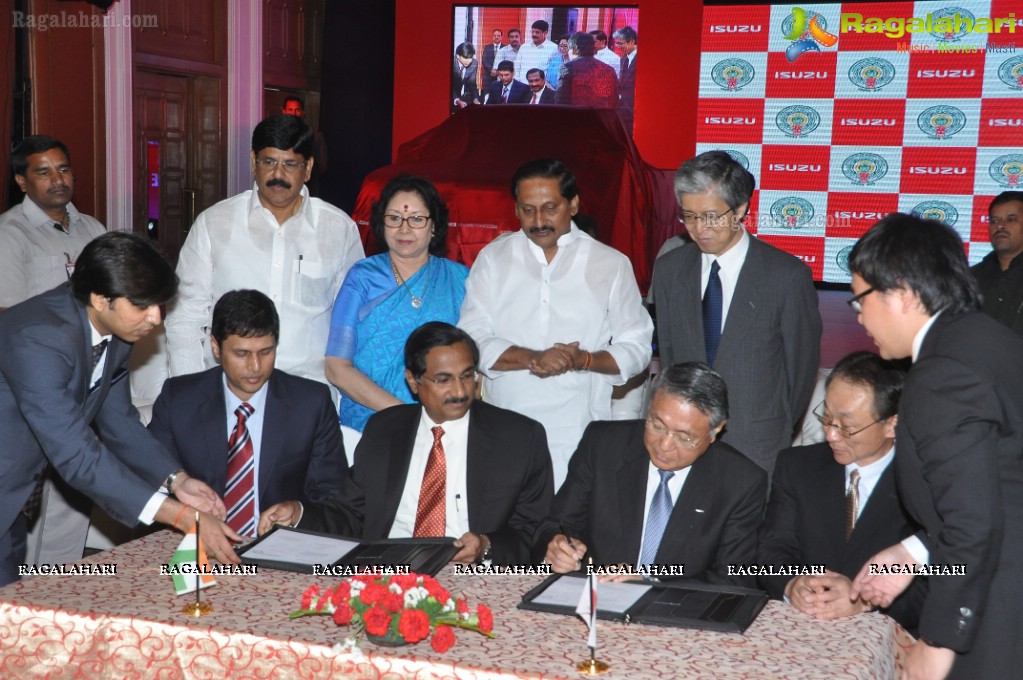 Isuzu signs MoU to manufacture LCVs and SUVs in Andhra