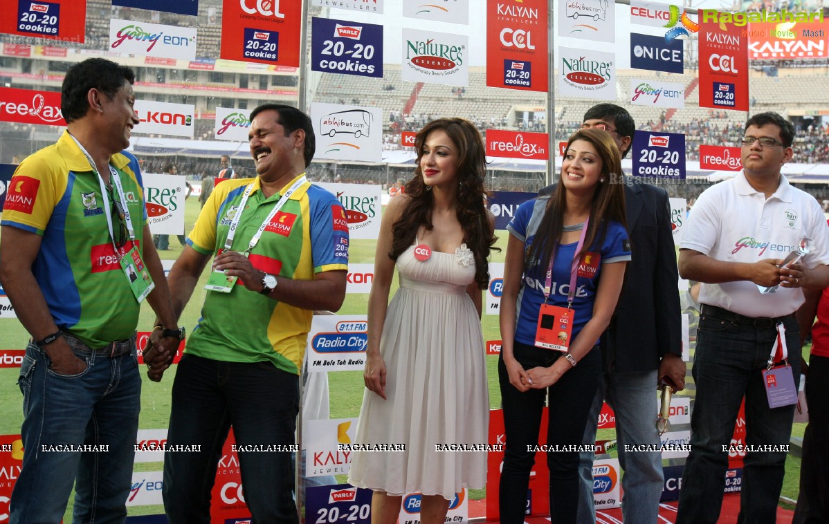 CCL 3: Kerala Strikers Vs Karnataka Bulldozers