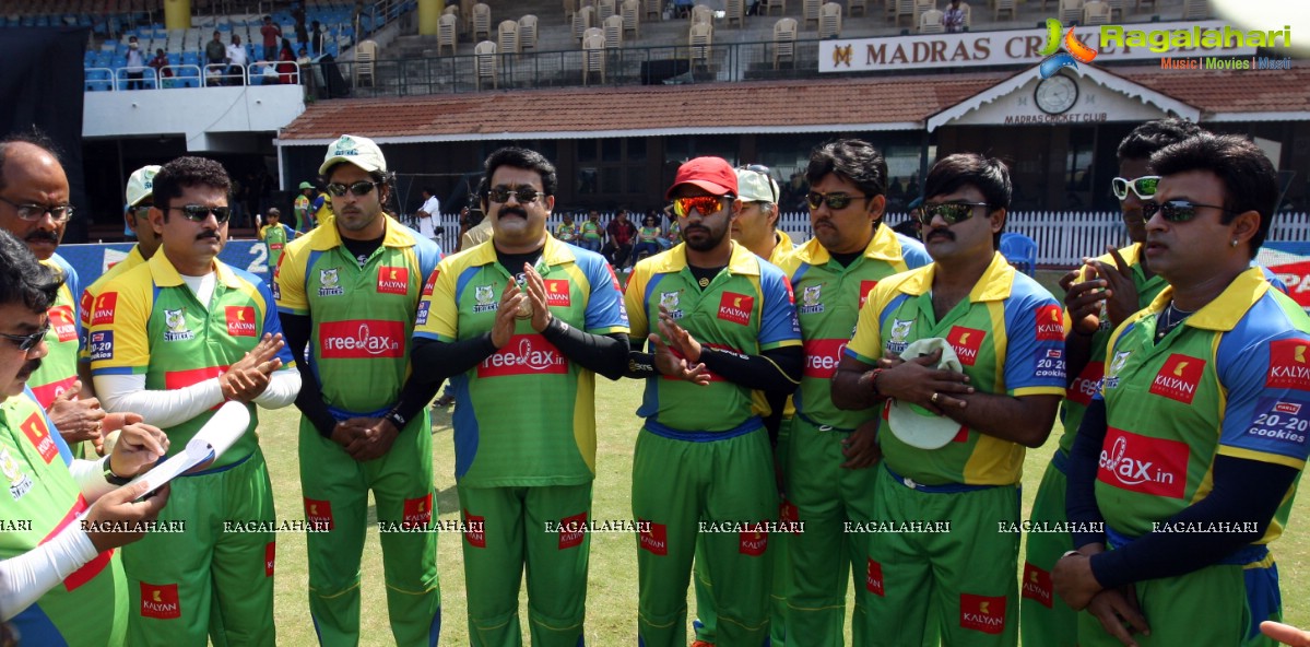 CCL 3: Kerala Strikers vs Karnataka Bulldozers Match (Set 1)