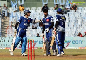 CCL 3 Kerala Strikers vs Karnataka Bulldozers Match