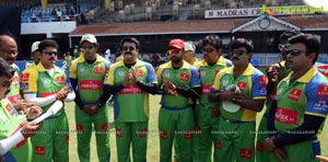 CCL 3 Kerala Strikers vs Karnataka Bulldozers Match