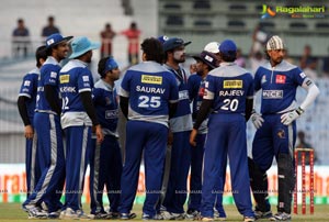 CCL 3 Kerala Strikers vs Karnataka Bulldozers Match